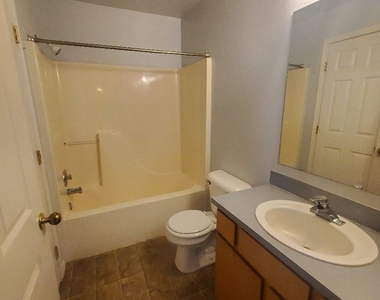 6545 W Luckuy Lane #102 - Photo Thumbnail 2