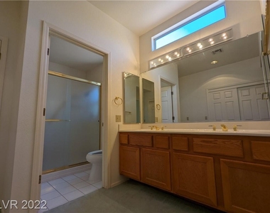 2524 Desert Glen Drive - Photo Thumbnail 26