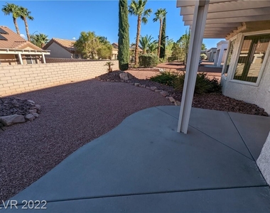 2524 Desert Glen Drive - Photo Thumbnail 37