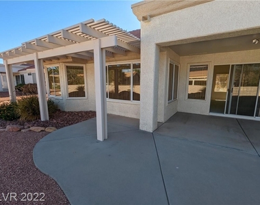 2524 Desert Glen Drive - Photo Thumbnail 38