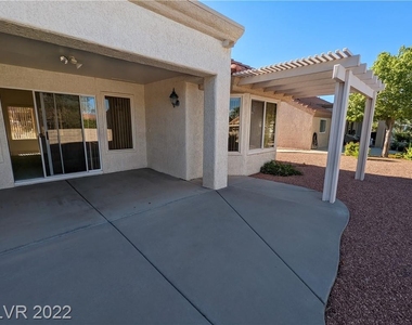 2524 Desert Glen Drive - Photo Thumbnail 39