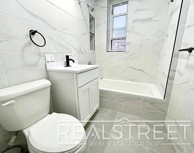 30 Lefferts Avenue - Photo Thumbnail 6