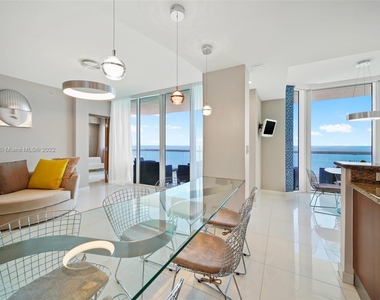 17875 Collins Ave - Photo Thumbnail 19