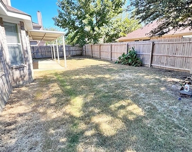 5304 Whiting Way - Photo Thumbnail 27