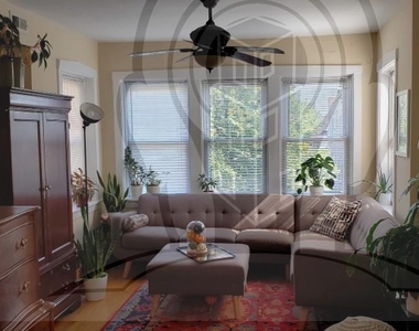 4254 N Marmora Ave. - Photo Thumbnail 11