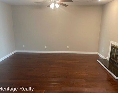 8703 Olde Colony Trail Apt. 36 - Photo Thumbnail 11