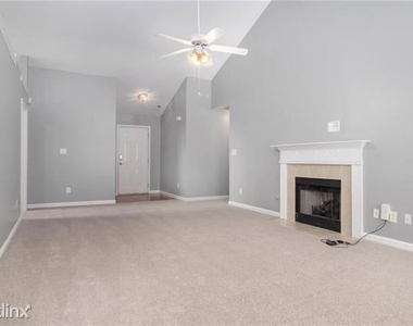 1393 R Barrett Bluff Circle - Photo Thumbnail 7