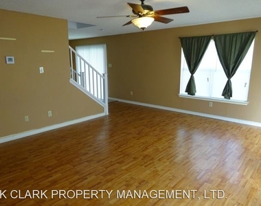 8147 Ocean Meadow Dr - Photo Thumbnail 4