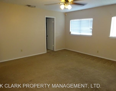 8147 Ocean Meadow Dr - Photo Thumbnail 18