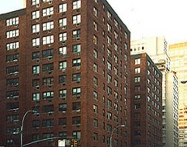 East 79th Street - Photo Thumbnail 1