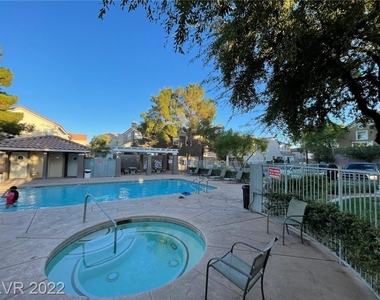 1457 Morro Creek Street - Photo Thumbnail 8