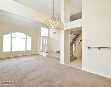 2929 Bridge Creek Street - Photo Thumbnail 5