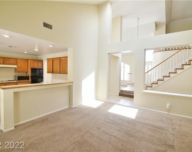 2929 Bridge Creek Street - Photo Thumbnail 10