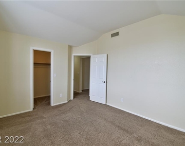 2929 Bridge Creek Street - Photo Thumbnail 14