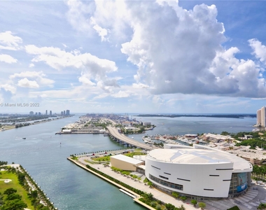 900 Biscayne Blvd - Photo Thumbnail 0