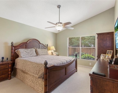 9545 Southern Garden Circle - Photo Thumbnail 11