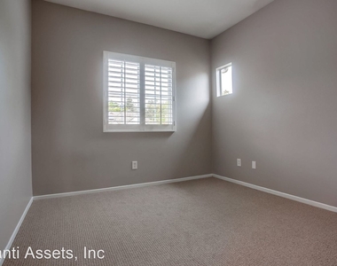 1137 Pacifica Pl - Photo Thumbnail 11