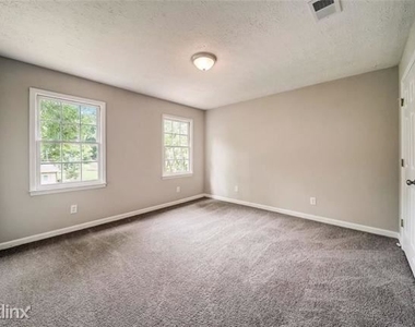 1502 R Mill Creek Court Sw - Photo Thumbnail 36