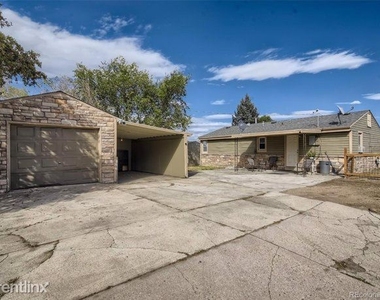 605 R Vrain St - Photo Thumbnail 10