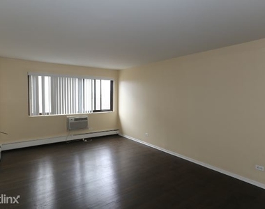 6029 N. Winthrop, Unit 205 - Photo Thumbnail 6