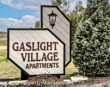 507 Gaslight Lane - Photo Thumbnail 14