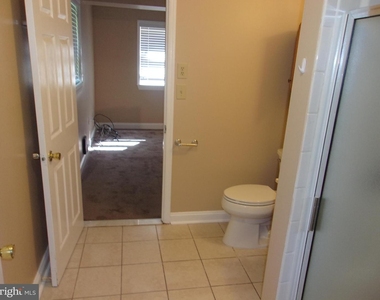 6013 Neilwood Dr - Photo Thumbnail 9