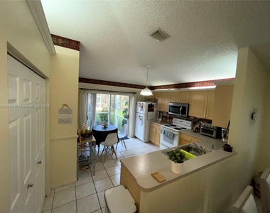 629 Nw 208 Way - Photo Thumbnail 9