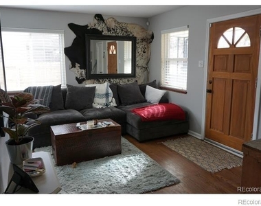 1024 S Leyden Street - Photo Thumbnail 2