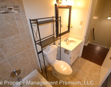 2448 Shadowbrook Dr - Photo Thumbnail 22