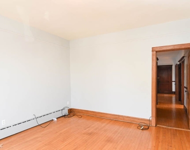 5141 W Roscoe, Unit 3 - Photo Thumbnail 8