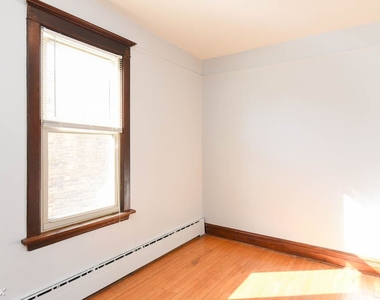 5141 W Roscoe, Unit 3 - Photo Thumbnail 13