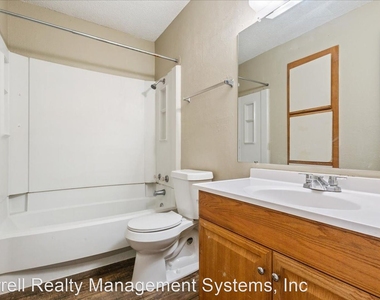 225 Londonderry, Apt. 110 - Photo Thumbnail 13