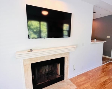 1021 Brighthurst Dr 302 - Photo Thumbnail 1