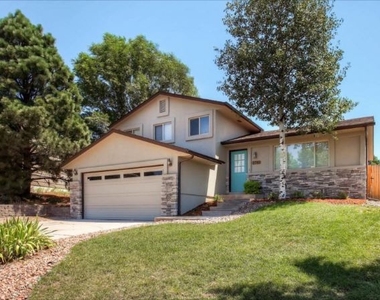 2785 Maroon Bells Avenue - Photo Thumbnail 0