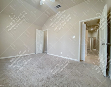 706 Westbury Ln - Photo Thumbnail 22