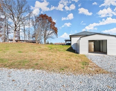 1560 James Burgess Road - Photo Thumbnail 7