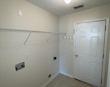 2493 Brook Park Way - Photo Thumbnail 12