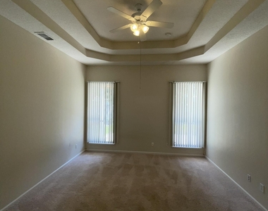 2493 Brook Park Way - Photo Thumbnail 7