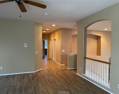 39689 Tamarisk Street - Photo Thumbnail 16