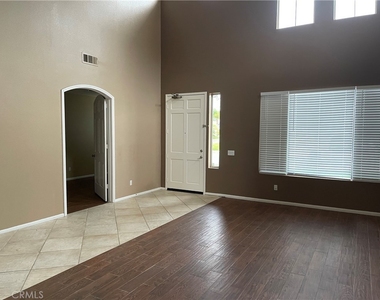 39689 Tamarisk Street - Photo Thumbnail 2