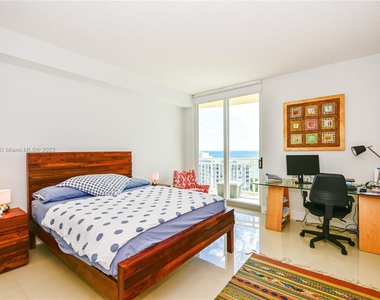 2475 Brickell Ave - Photo Thumbnail 15