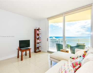 2475 Brickell Ave - Photo Thumbnail 10