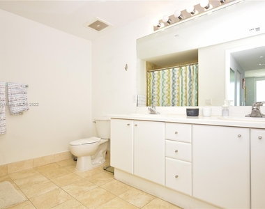 2475 Brickell Ave - Photo Thumbnail 23