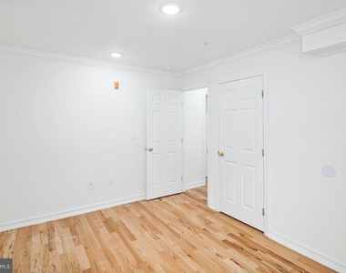 4015 Haverford Avenue - Photo Thumbnail 8