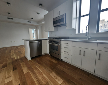 184 Joralemon Street - Photo Thumbnail 4