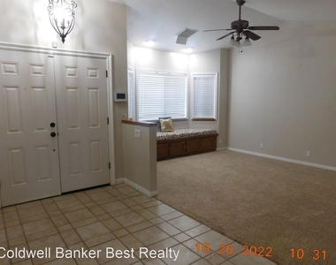 1109 Denise Ave - Photo Thumbnail 2