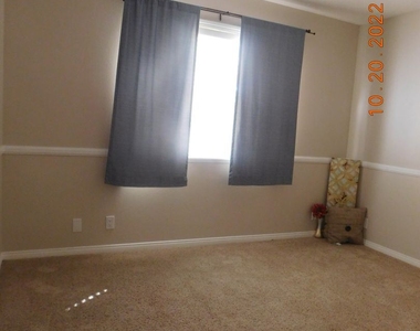 1109 Denise Ave - Photo Thumbnail 15