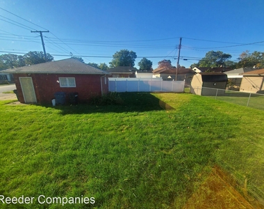 3348 Franklin Street - Photo Thumbnail 16