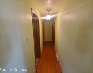 3348 Franklin Street - Photo Thumbnail 5