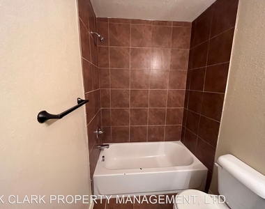 6314 Attucks Ln - Photo Thumbnail 19